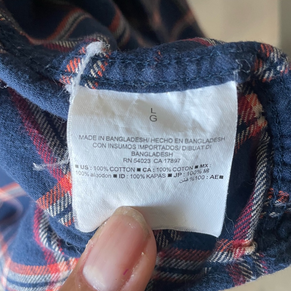 Old Navy Men's Blue and Red Checkered Shirt - Picture 3 of 6